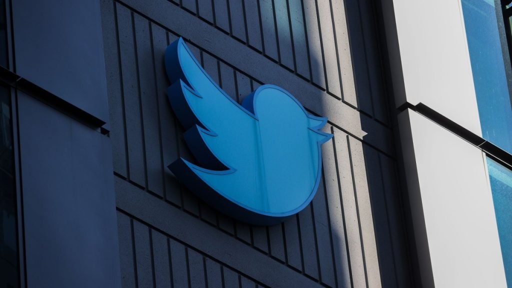 أطلق Twitter ملاحظات المجتمع للصور