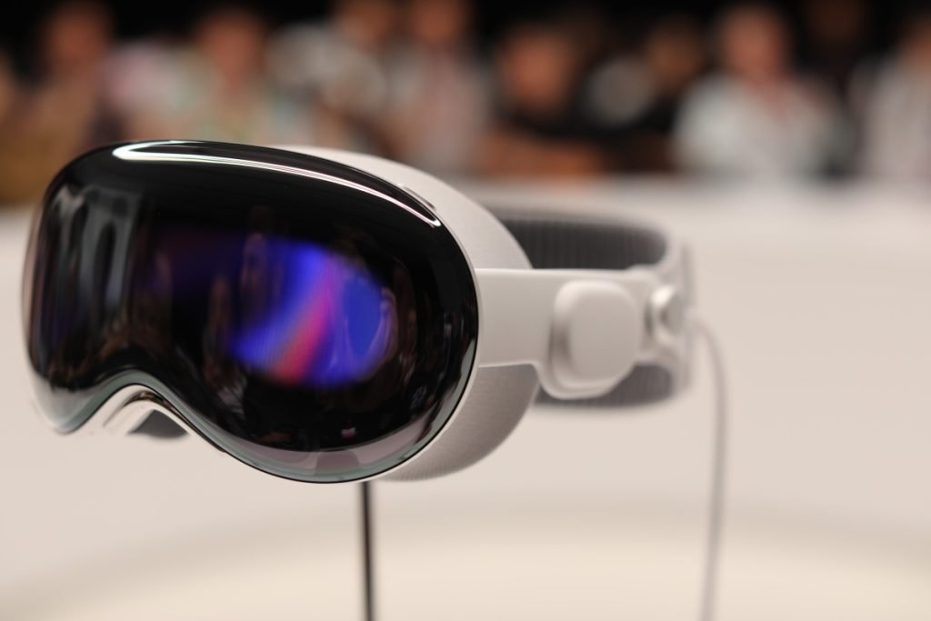 عذرًا ، لكن برنامج Vision Pro من Apple ليس مناسبًا لك عذرًا ، لكن برنامج Vision Pro من Apple ليس مناسبًا لك